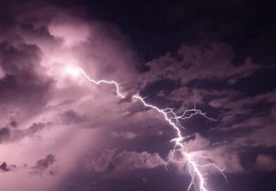 Paraná registra 37,5 mil raios durante tempestades