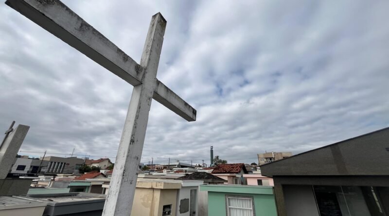 Manutenção em túmulos e jazigos deve ser feita até dia 28 de outubro