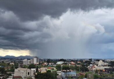 Semana de chuva terá temperaturas mais amenas no Paraná, prevê Simepar