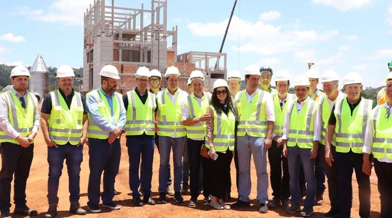 Governador visita indústria de derivados de leite de R$ 800 milhões em Francisco Beltrão