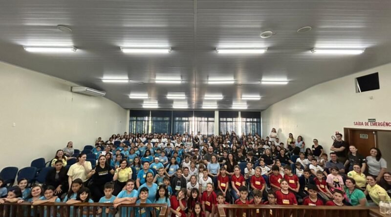 II Colóquio Nós Propomos/ UNIOESTE é realizado em Francisco Beltrão