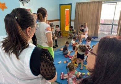 Plantão de Cmeis garante suporte aos pais durante as férias