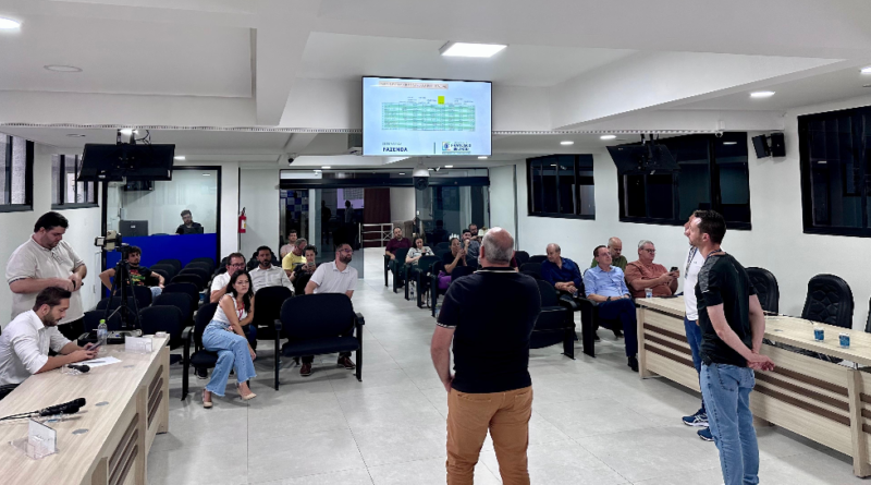 Francisco Beltrão discute novo formato de cobrança de taxa de lixo