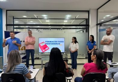 Professores participam de capacitação sobre educação no trânsito em Beltrão