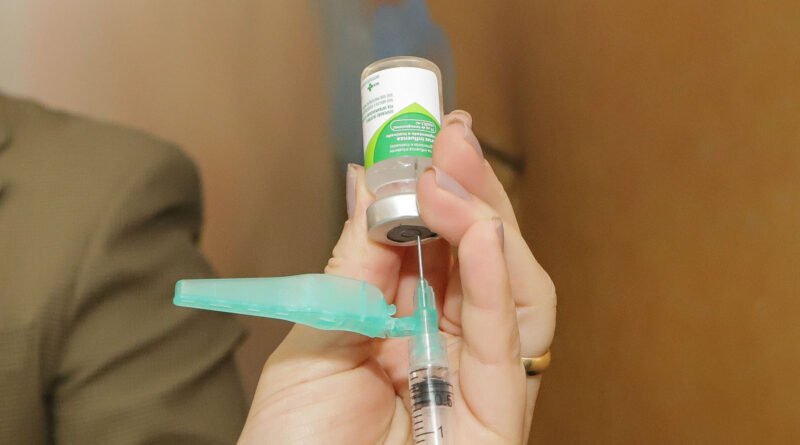 Dia D: campanha de vacinação contra a gripe começa neste sábado no Paraná