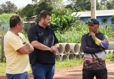 Vereadores acompanham obras de asfaltamento em Beltrão