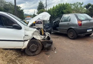 Três pessoas ficam feridas após colisão em Francisco Beltrão