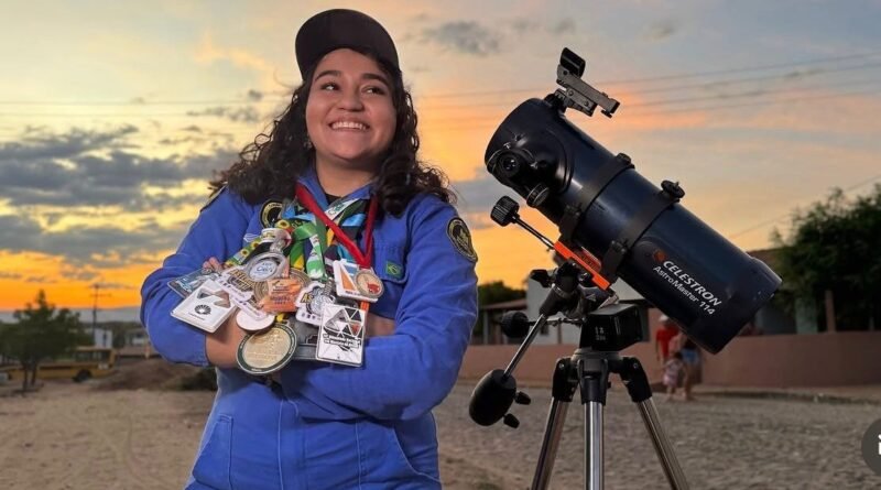 Jovem que descobriu 25 asteroides participa de congresso em Francisco Beltrão