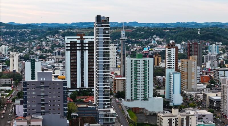 PPP da iluminação pública promete serviços mais ágeis em Francisco Beltrão