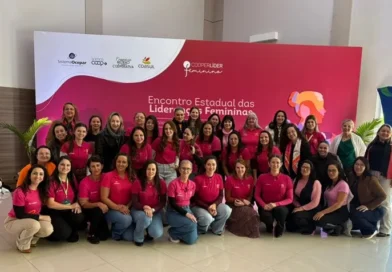 Cooperadas da Cresol participam do Encontro Estadual de Lideranças Femininas