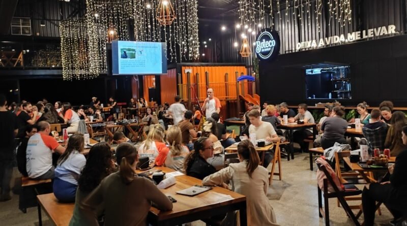 UTFPR-FB participa da 3ª edição do Pint of Science em Francisco Beltrão
