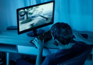 Perigo nos jogos e redes sociais: polícia reforça alerta sobre cuidados com crianças e adolescentes