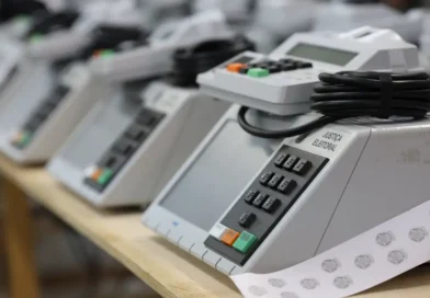 TSE cria comissão para monitorar uso de IA nas eleições