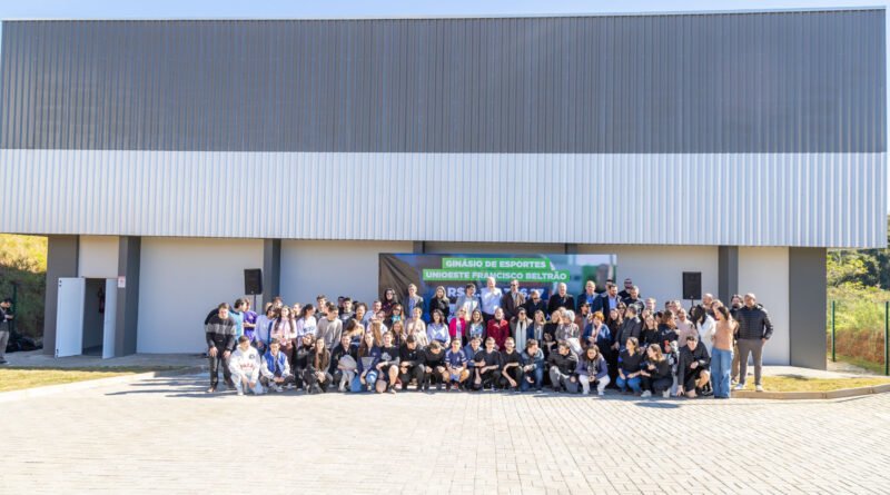Unioeste inaugura novo ginásio de esportes no campus de Francisco Beltrão