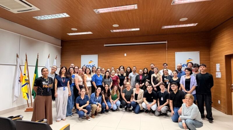 Saúde de Francisco Beltrão capacita profissionais para atendimento à população