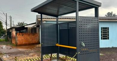 Novos pontos de ônibus começam a ser instalados em Francisco Beltrão