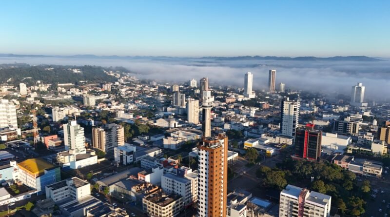 Francisco Beltrão chega a 103,4 mil habitantes e segue como maior cidade do Sudoeste