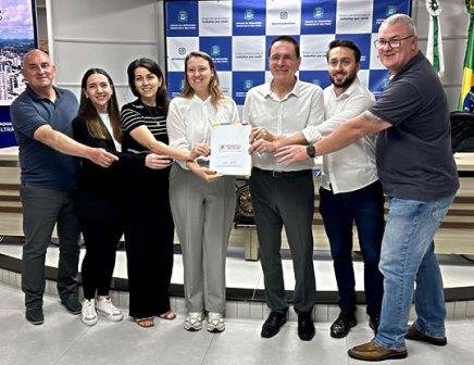 Francisco Beltrão projeta orçamento de R$ 860 milhões para 2027